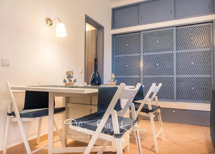 The Blue House, Pedras D'el Rei, 3*