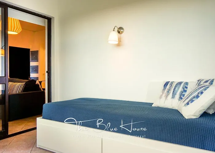 The Blue House, Pedras D'el Rei, 3*